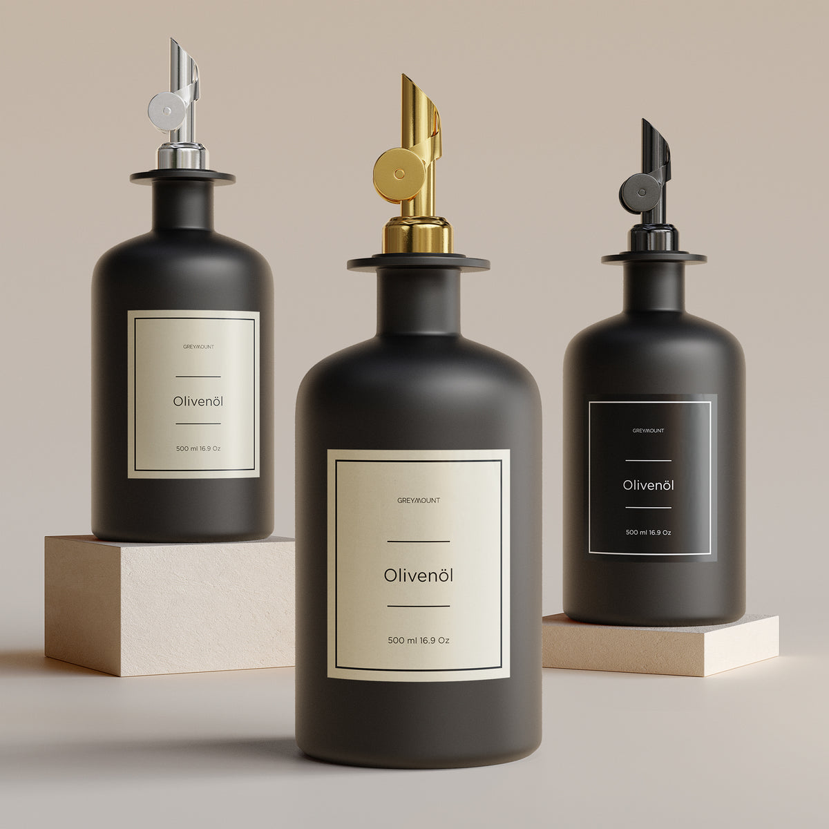 Ölflasche aus Glas Schwarz mit Ausgießer Silber (Schwarz Etiketten, 500ml)